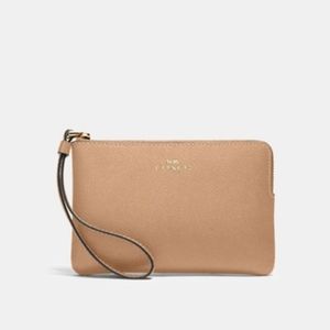 Coach Corner Zip Wallet Beige